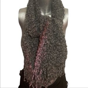 💋4/20 Hand crochet hand made super soft grey white fringe scarf
